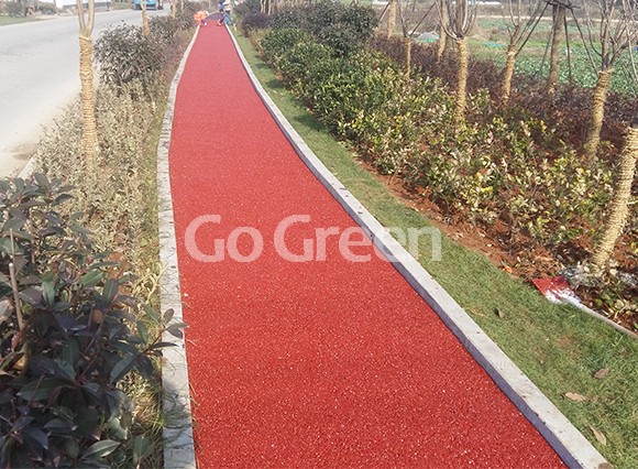 Cold mix color asphalt pavement applied in villa area